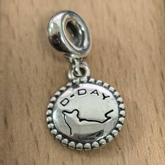 Pandora D-Day Normandy Landings Charm, S925 Silver Bracelets - Picture 1 of 4